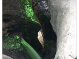 Водопад Трюммельбах, долина Лаутербрунненталь